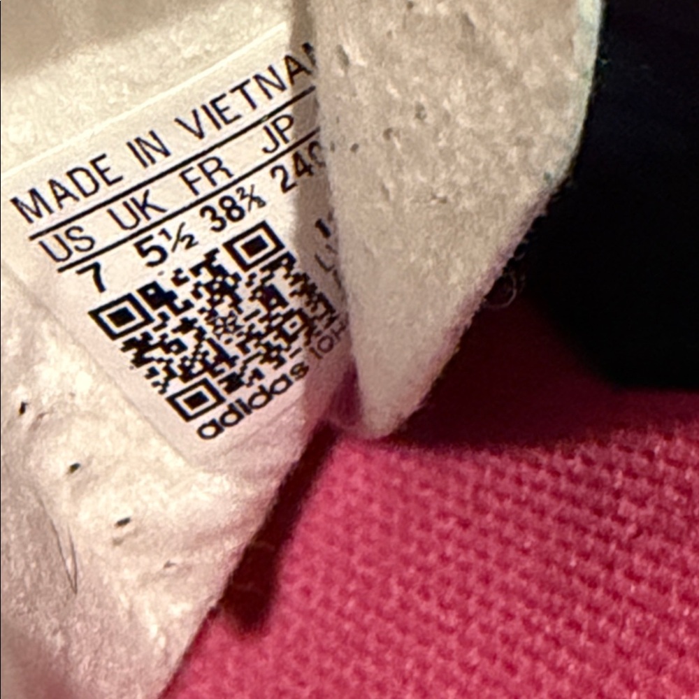 Adidas Green and Pink gazelle Sneakers US 7 - Picture 5 of 5